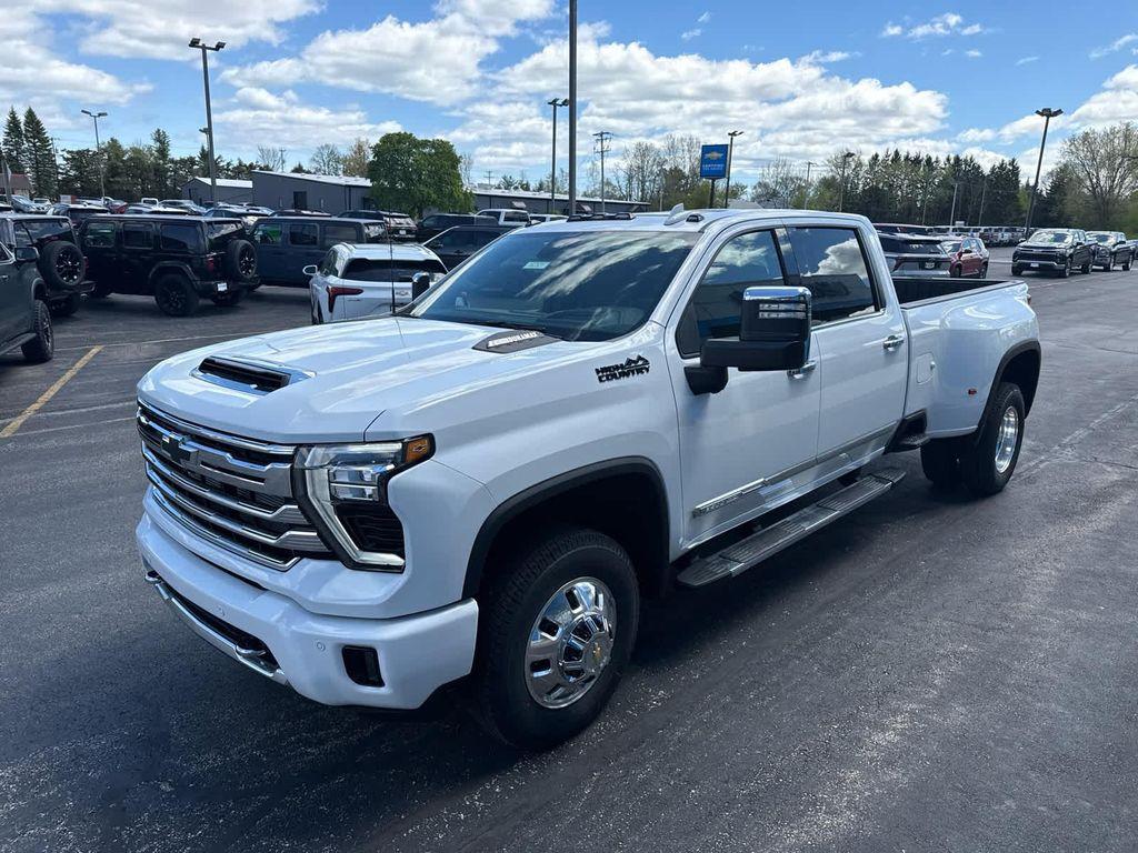 new 2026 Chevrolet Silverado 3500 car, priced at $92,705