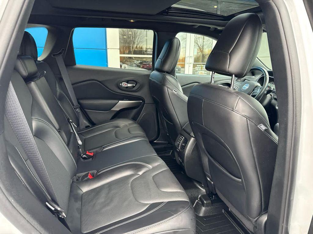 used 2021 Jeep Cherokee car, priced at $22,881