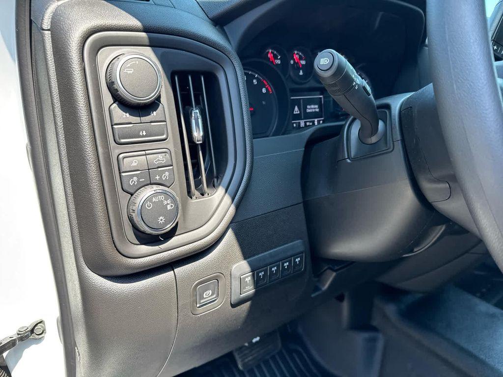 new 2025 Chevrolet Silverado 3500 car, priced at $61,603