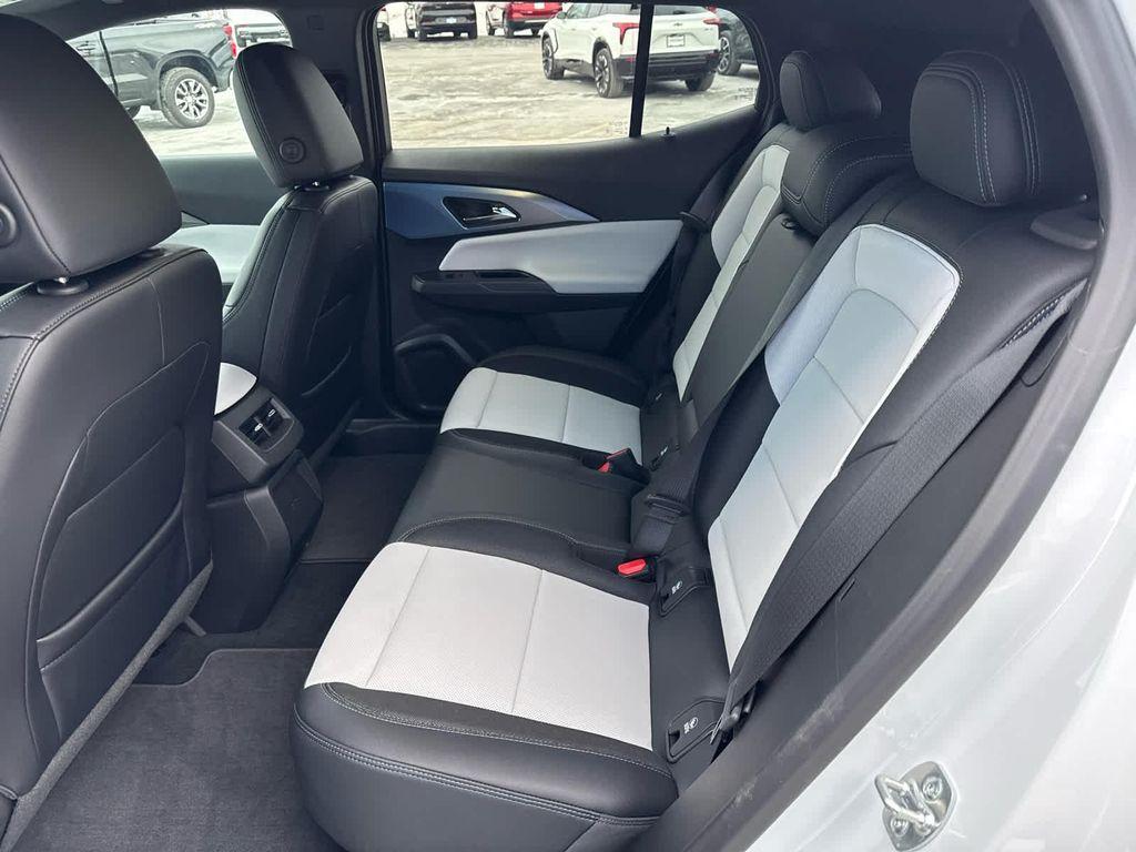 used 2025 Chevrolet Equinox EV car, priced at $28,900