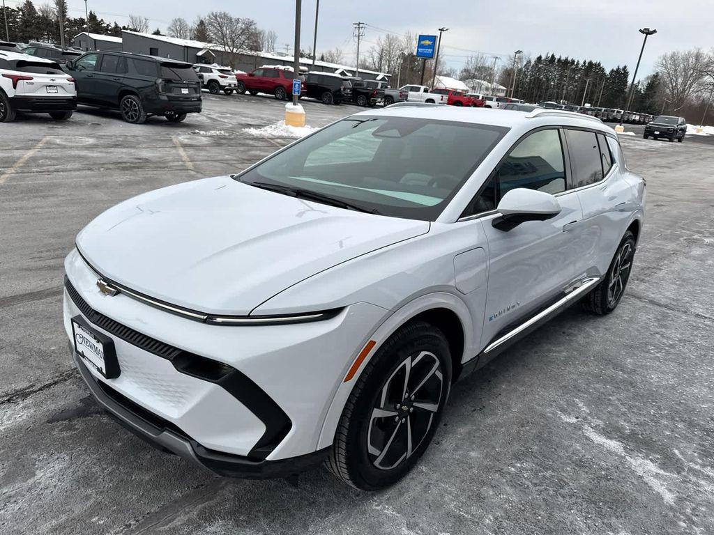 used 2025 Chevrolet Equinox EV car, priced at $28,900