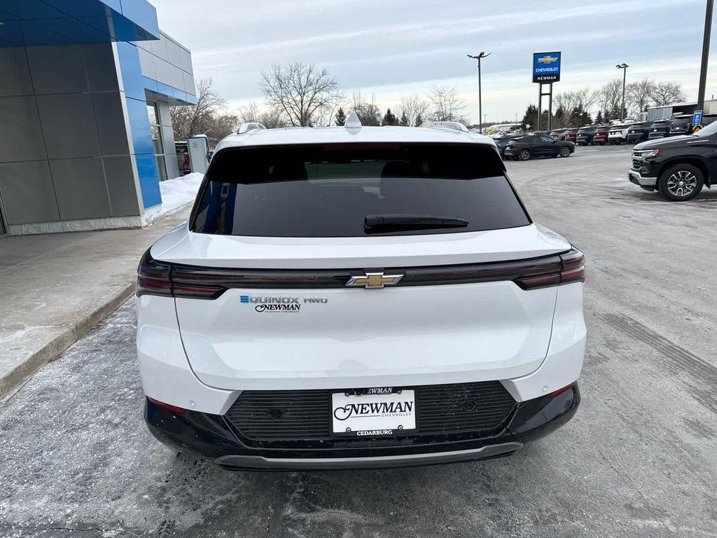 used 2025 Chevrolet Equinox EV car, priced at $28,900