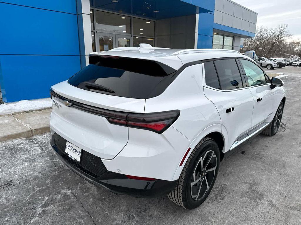 used 2025 Chevrolet Equinox EV car, priced at $28,900