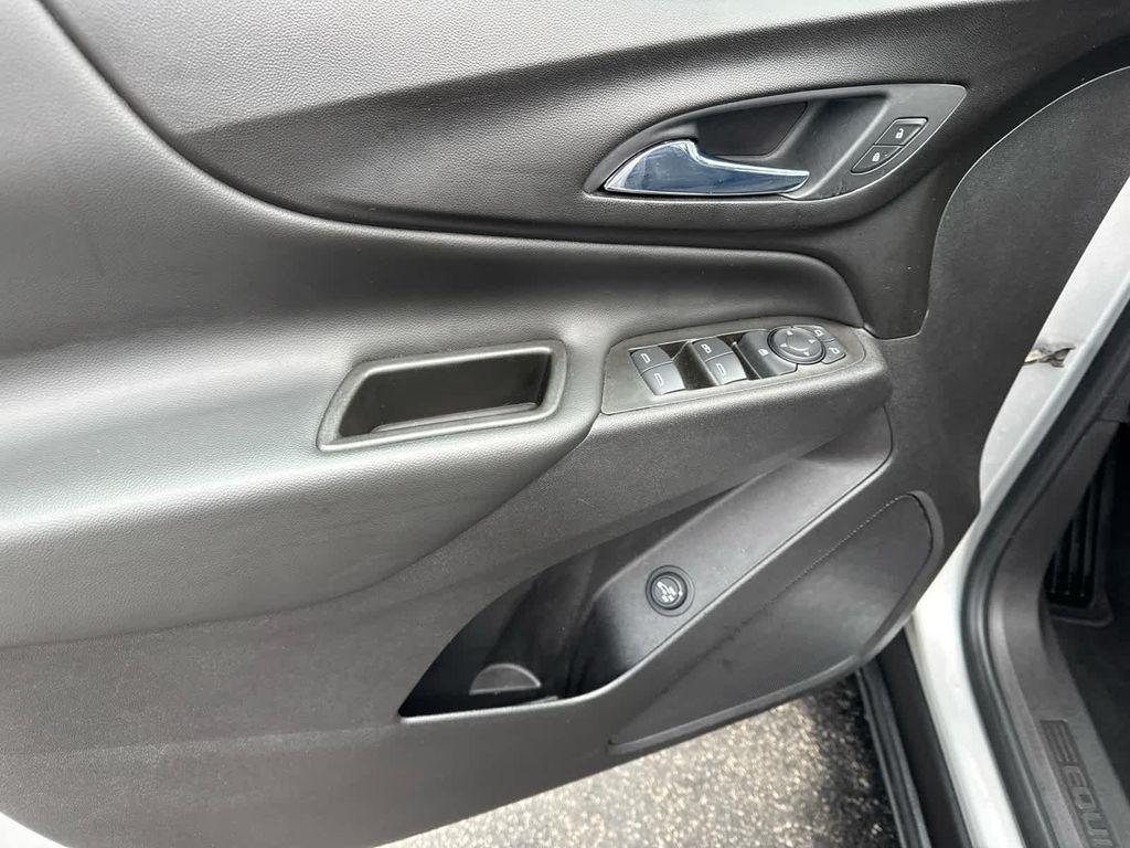 used 2021 Chevrolet Equinox car, priced at $19,677