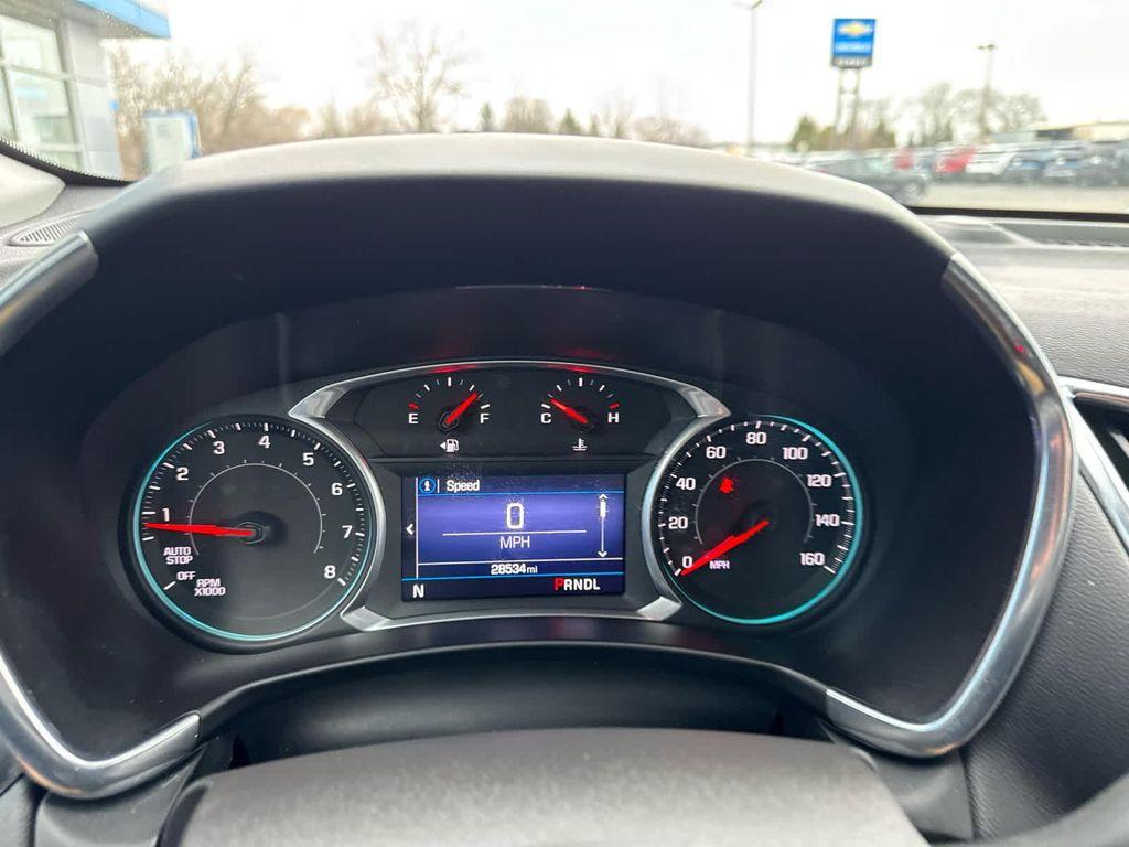 used 2021 Chevrolet Equinox car, priced at $19,677