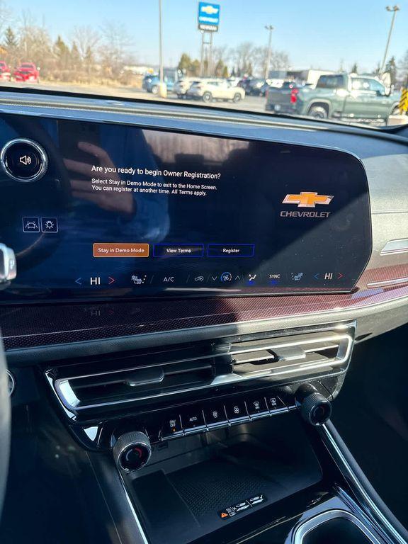 new 2026 Chevrolet Traverse car, priced at $52,620