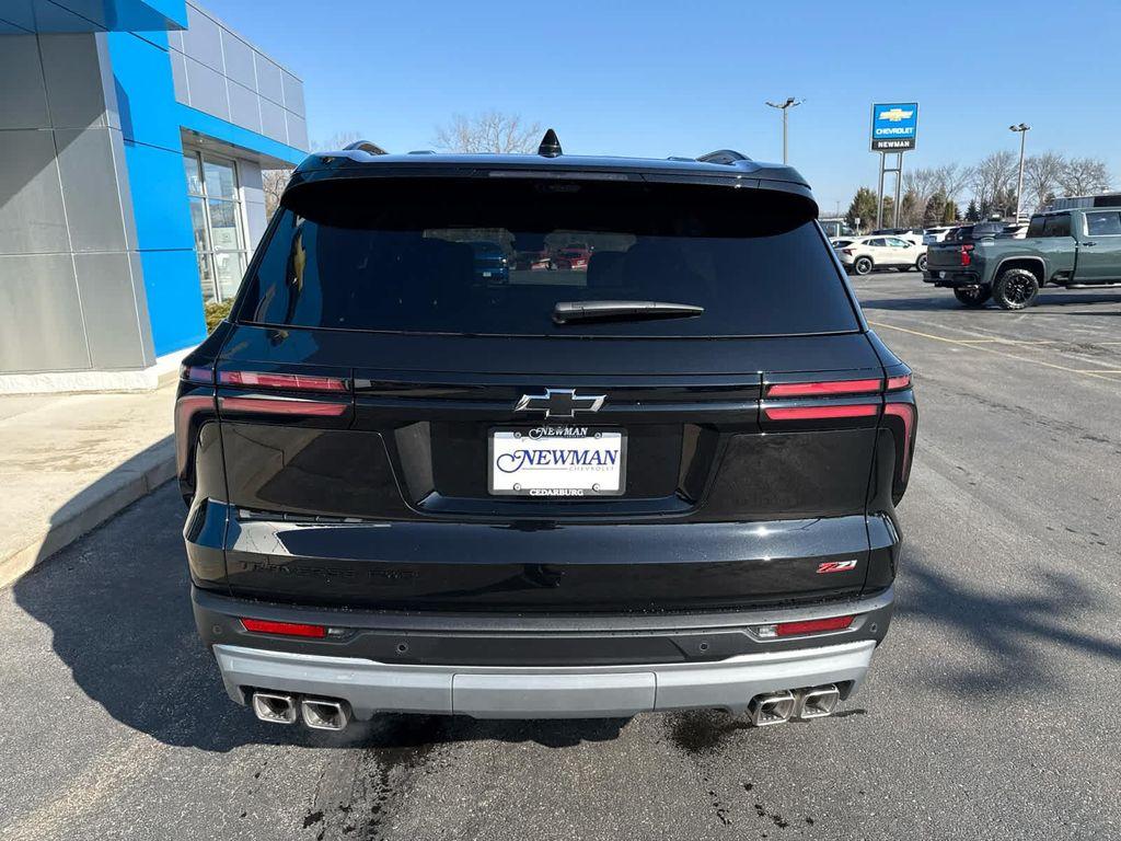 new 2026 Chevrolet Traverse car, priced at $52,620