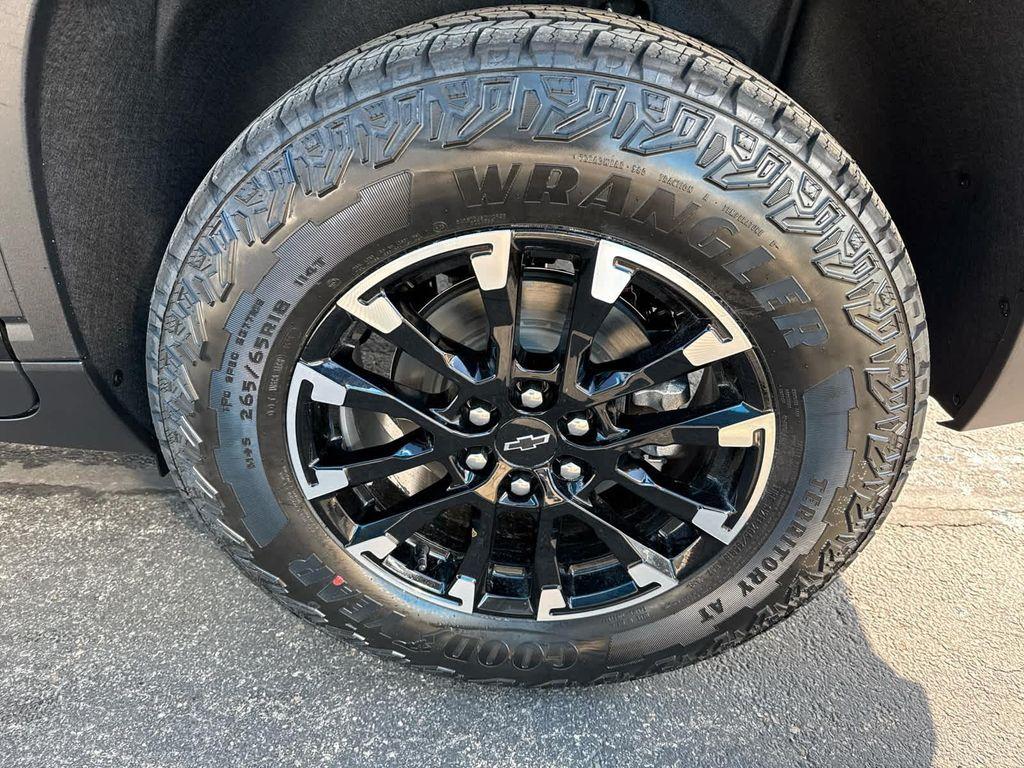 new 2026 Chevrolet Traverse car, priced at $52,620