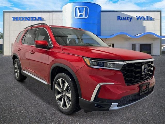 new 2025 Honda Pilot car, priced at $49,642