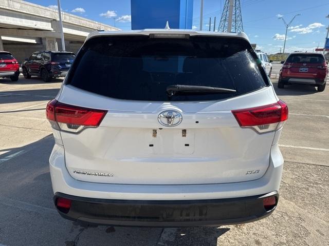 used 2019 Toyota Highlander car, priced at $25,988