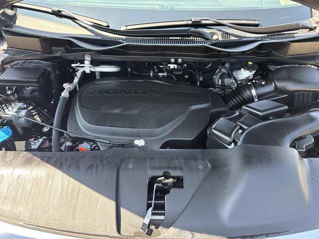 used 2024 Honda Odyssey car, priced at $36,395