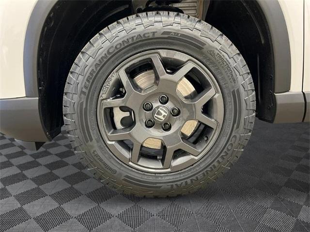 new 2025 Honda Pilot car, priced at $48,359