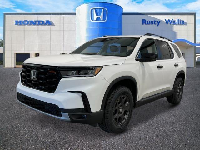 new 2025 Honda Pilot car, priced at $48,359