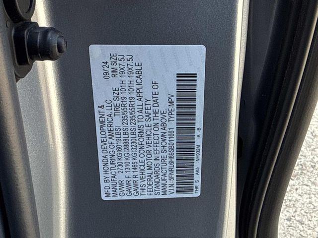 used 2025 Honda Odyssey car, priced at $41,889
