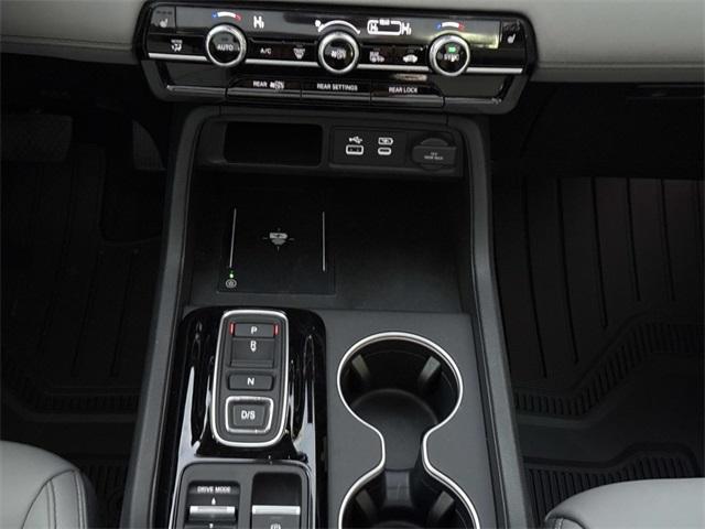 new 2025 Honda Pilot car, priced at $47,126