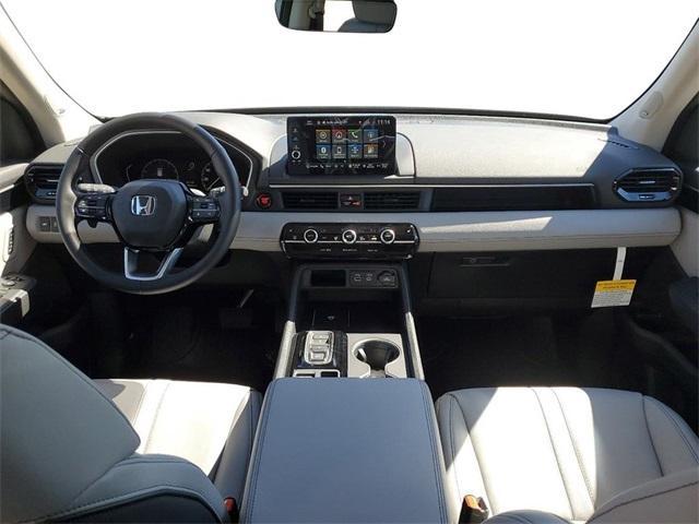 new 2025 Honda Pilot car, priced at $46,900