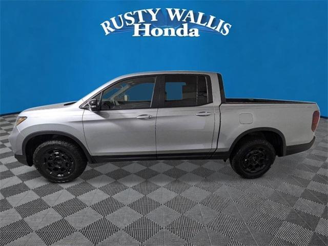 new 2025 Honda Ridgeline car, priced at $45,579