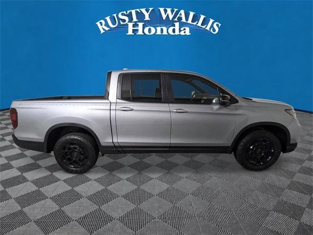 new 2025 Honda Ridgeline car, priced at $45,579