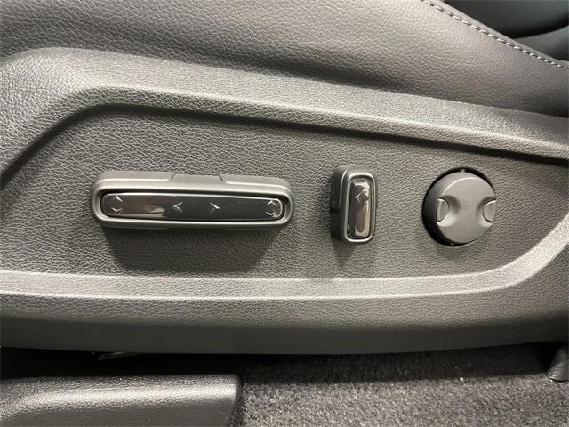 new 2025 Honda Pilot car, priced at $49,813