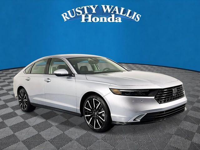 new 2026 Honda Accord Hybrid car, priced at $40,690