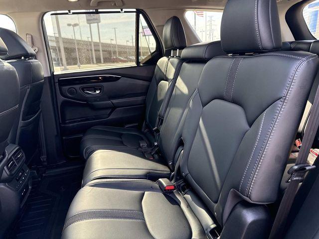 used 2024 Honda Pilot car, priced at $40,295