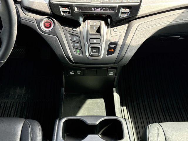 used 2026 Honda Odyssey car, priced at $40,888