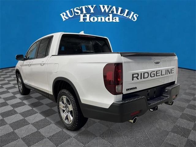 new 2025 Honda Ridgeline car, priced at $43,856