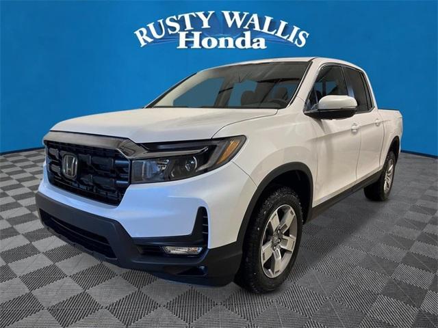 new 2025 Honda Ridgeline car, priced at $43,856