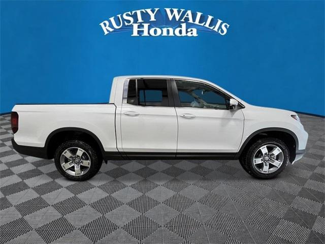 new 2025 Honda Ridgeline car, priced at $43,856