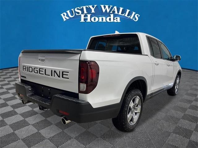 new 2025 Honda Ridgeline car, priced at $43,856