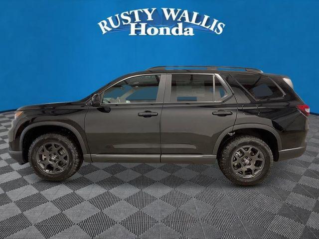 new 2025 Honda Pilot car, priced at $47,932