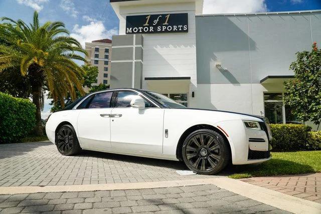 used 2022 Rolls-Royce Ghost car, priced at $234,998