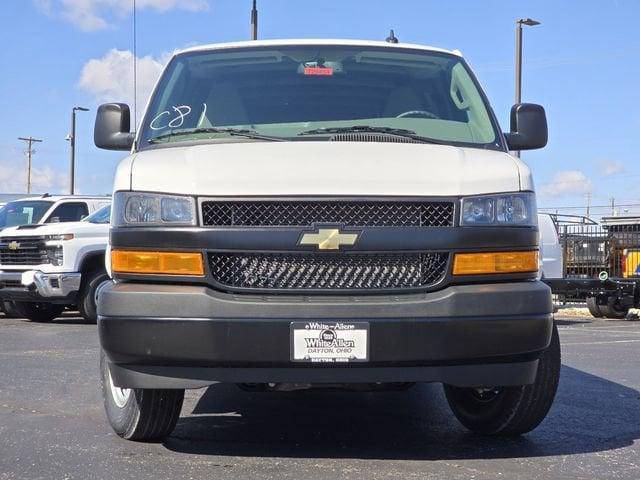 new 2026 Chevrolet Express 2500 car