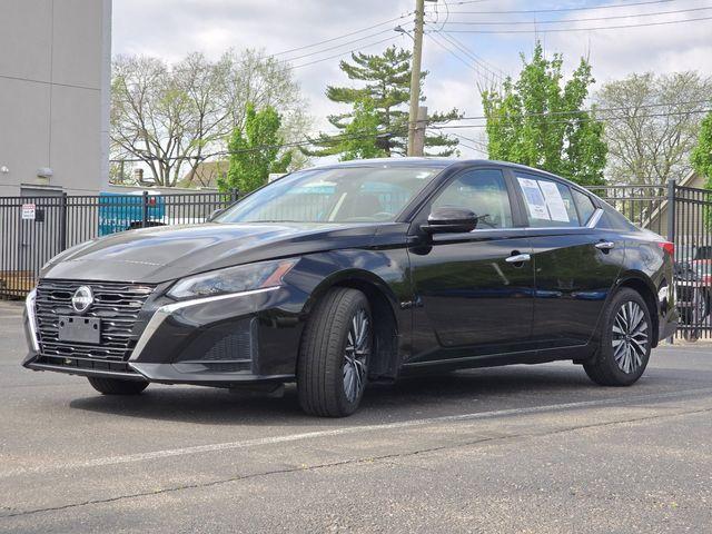 used 2023 Nissan Altima car, priced at $17,600