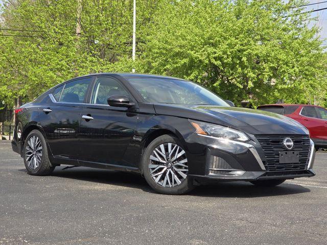 used 2023 Nissan Altima car, priced at $17,600