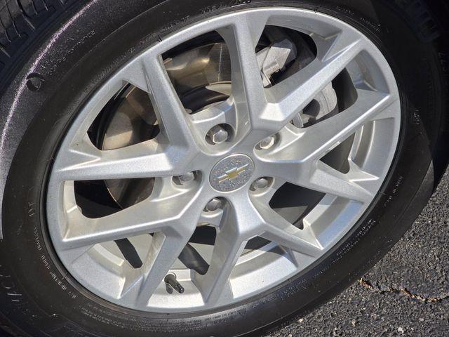 used 2023 Chevrolet Equinox car, priced at $22,400