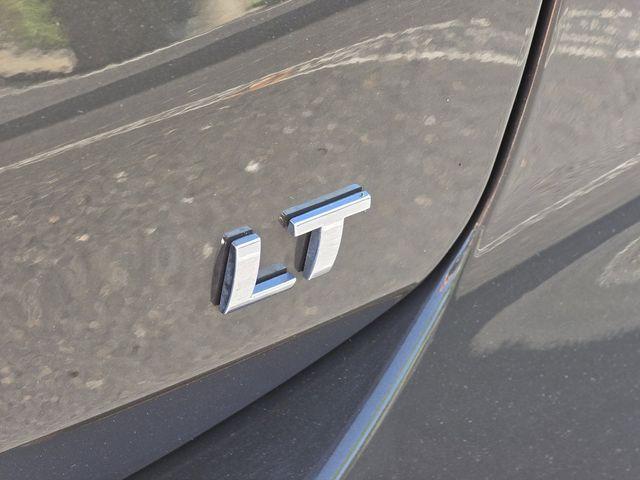 used 2023 Chevrolet Equinox car, priced at $22,400