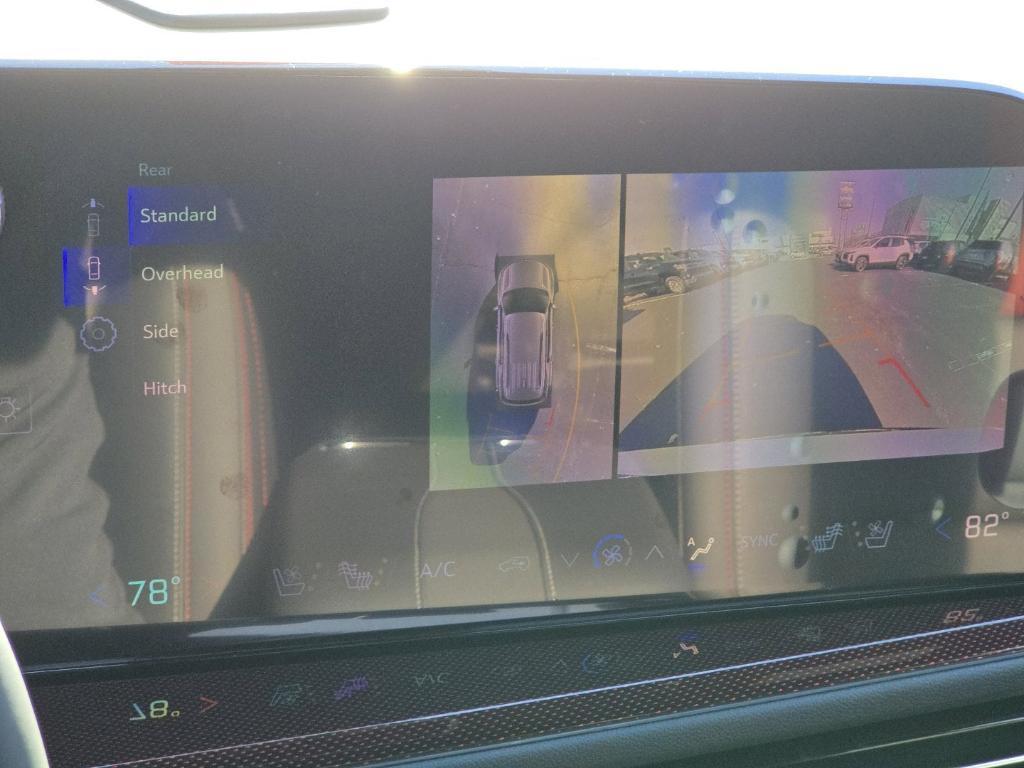 new 2026 Chevrolet Traverse car, priced at $53,715