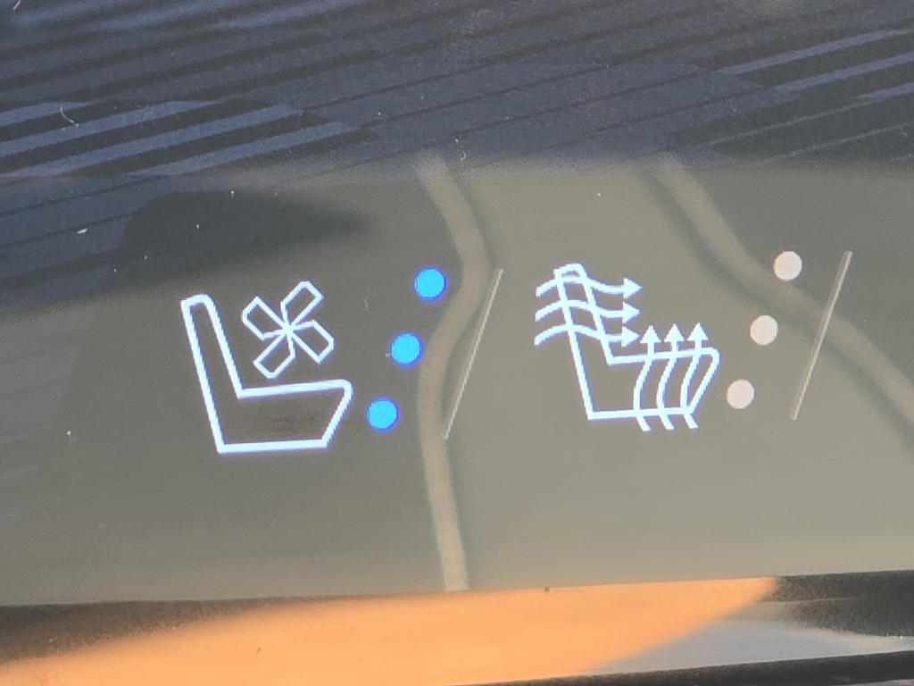 new 2026 Chevrolet Traverse car, priced at $52,720