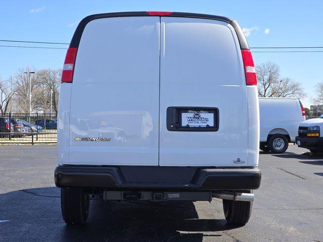 new 2026 Chevrolet Express 2500 car