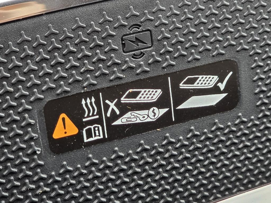 new 2026 Chevrolet Equinox car, priced at $33,918