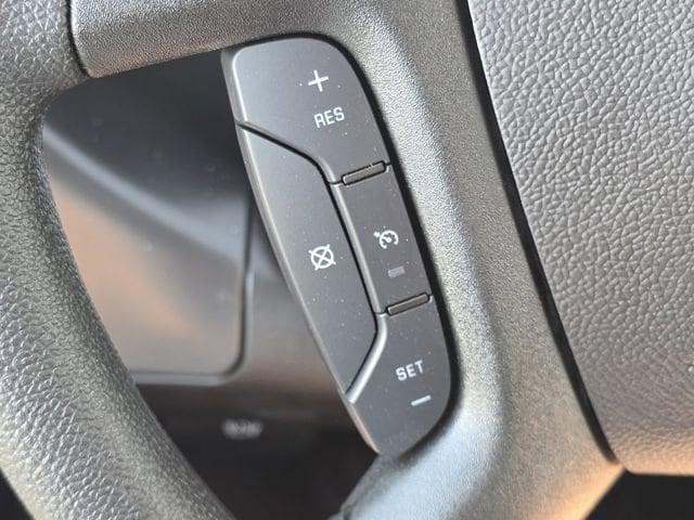 new 2026 Chevrolet Express 2500 car