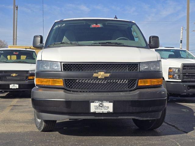 new 2026 Chevrolet Express 2500 car