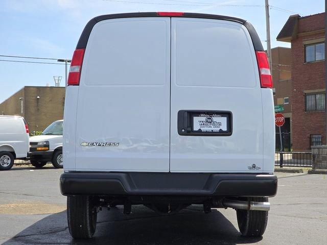 new 2026 Chevrolet Express 2500 car