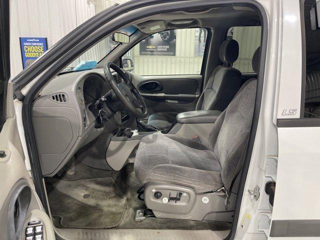 used 2004 Chevrolet TrailBlazer car, priced at $3,939