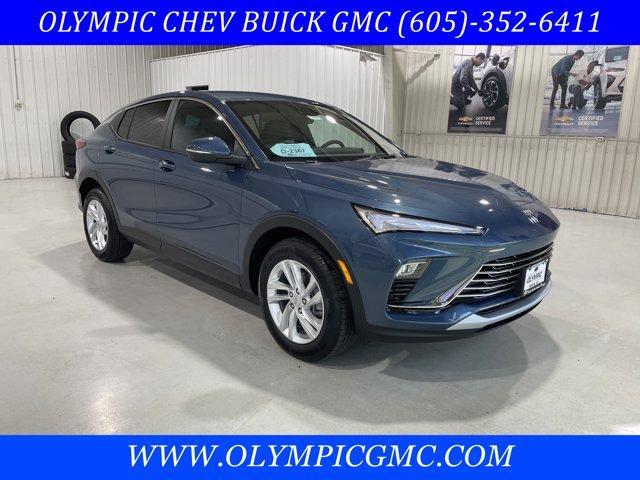 new 2025 Buick Envista car, priced at $27,280