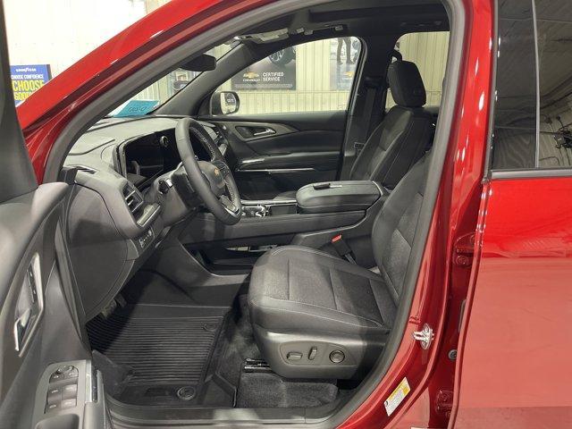 new 2026 Chevrolet Traverse car, priced at $48,115