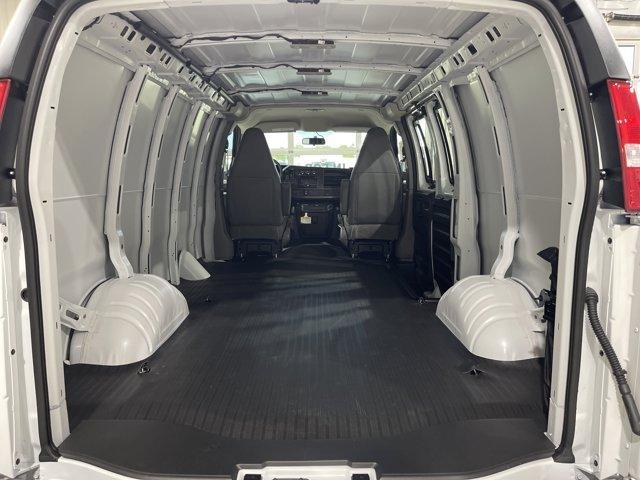 new 2026 GMC Savana 2500 car, priced at $46,035