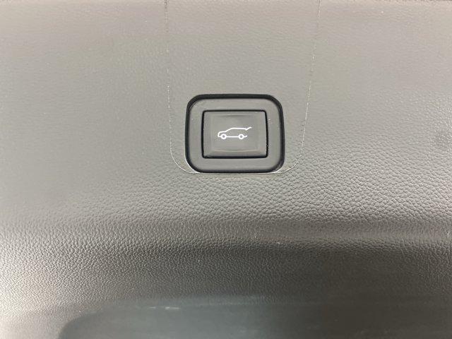 used 2023 Chevrolet Traverse car, priced at $29,868