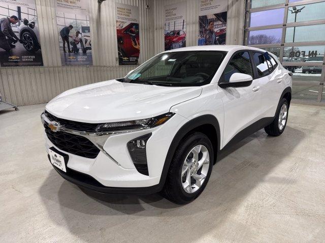 new 2026 Chevrolet Trax car, priced at $25,425